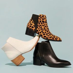 brand new Chinese Laundry booties women us6 leopard